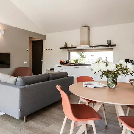 Dutchen Suitelodges Gooilanden * Loosdrecht