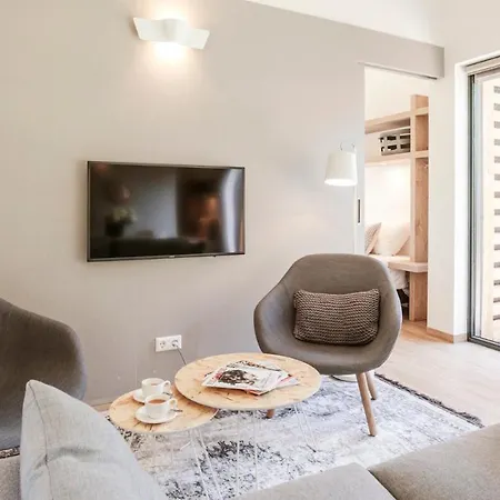 Dutchen Suitelodges Gooilanden * Loosdrecht
