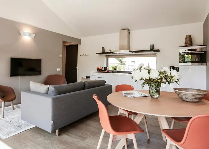 Dutchen Suitelodges Gooilanden * Loosdrecht